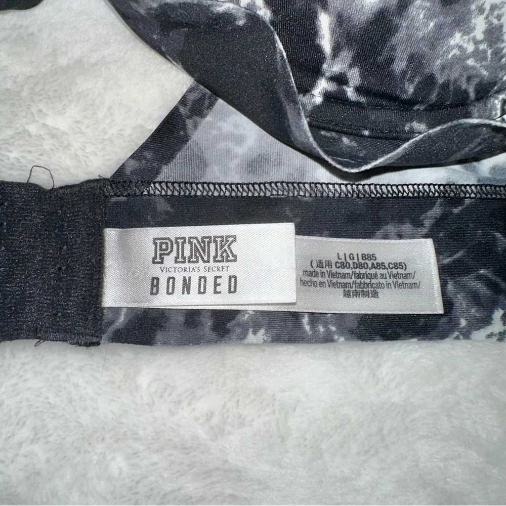 Victoria’s Secret PINK Bonded Push Up Bra! - Picture 3 of 4